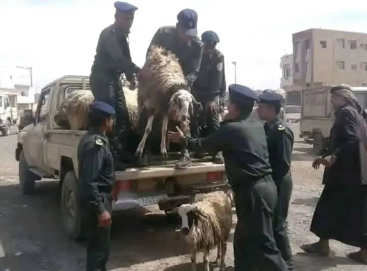 الجبايات الحوثية تخنق أسواق صنعاء.. ركود حاد يضرب...