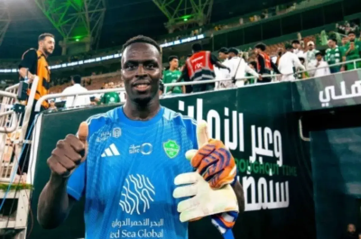 ميندي يلتحق بمعسكر السنغال استعدادًا لكأس العالم