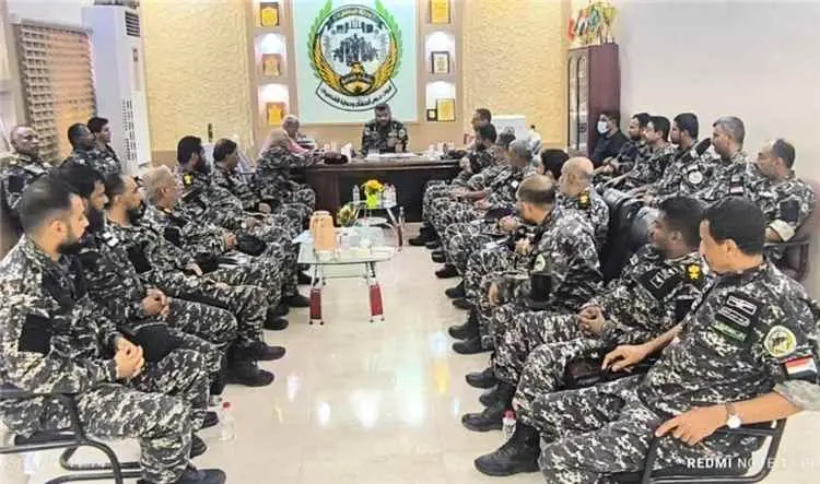 العميد أحمد بن عفيف يرأس اجتماعا لمناقشة الخطة الأ...
