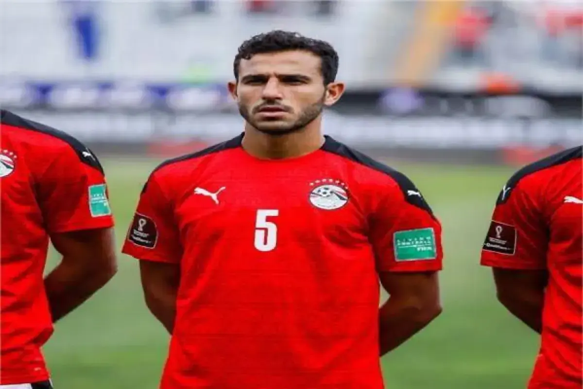 غياب حمدي فتحي عن ودية مصر وروسيا بسبب الإنذارات