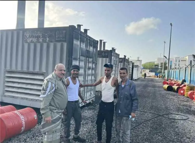 مدير عام المؤسسة العامة للكهرباء  يقوم بزيارة تفقد...
