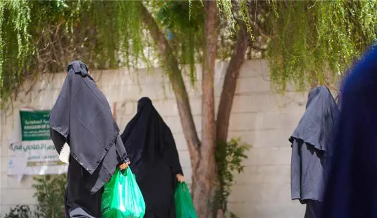 مركز الملك سلمان للإغاثة يدشن توزيع لحوم الأضاحي ل...