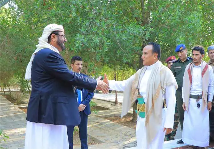 العرادة يستقبل المهنئين بعيد الأضحى ويؤكد أهمية تع...