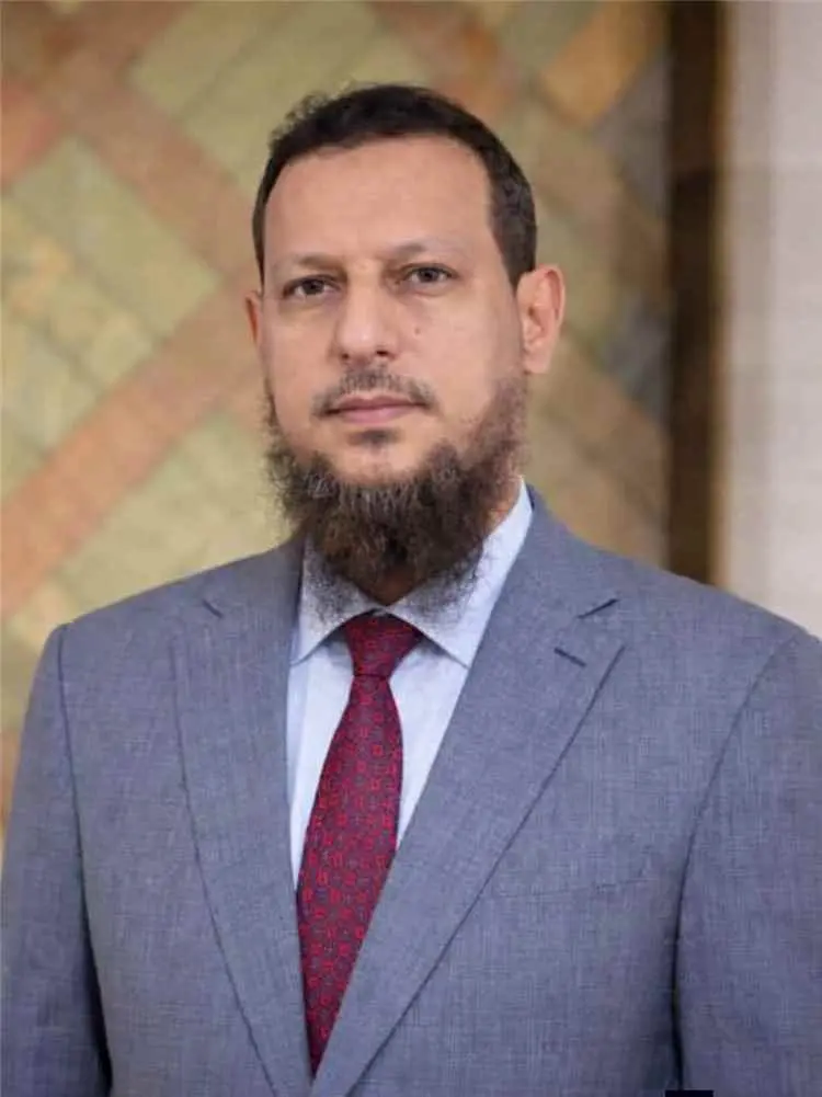 المحافظ عبد الرحمن شيخ يثمّن دعم المملكة العربية ا...