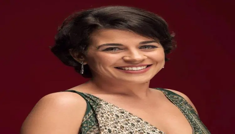 باعترافات جريئة وصادقة.. منى هلا تكشف كيف تخطّت خو...
