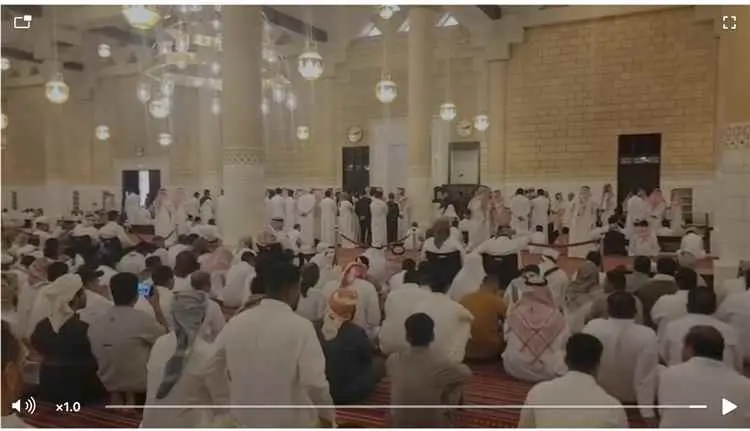 آلاف المشيعين يودعون الرئيس هادي في الرياض بحضور ق...