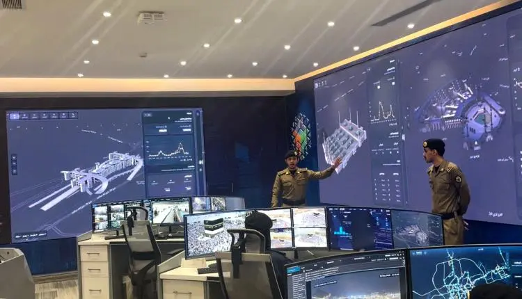 مركز القيادة والسيطرة بالحج.. شبكة رقمية عملاقة لإ...