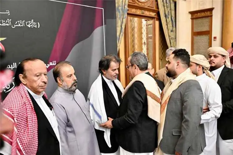قيادات الدولة وجموع المواطنين يقدمون واجب العزاء ب...