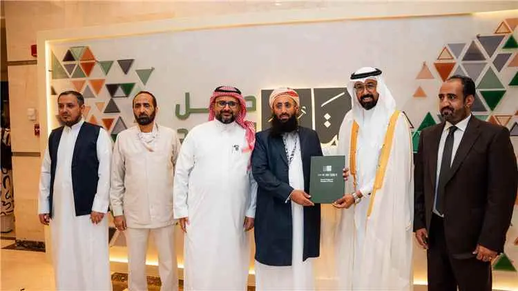 وزير الأوقاف والإرشاد يتسلم وثيقة "الترتيبات الأول...