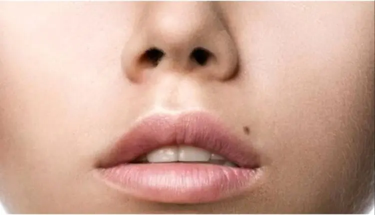 لمسة كلاسيكية تعود بقوة كأحدث صيحات الجمال.. لماذا...