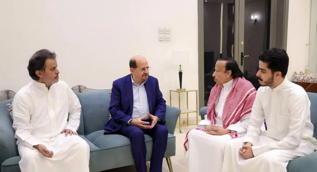 رئيس الوزراء وزير الخارجية يقدم واجب العزاء لأسرة...