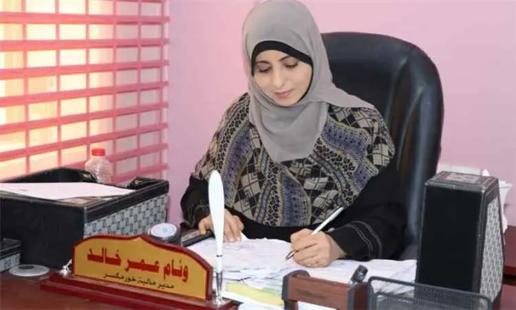 مديرة مالية خورمكسر: إرساء الدفعة الأولى من مناقصا...