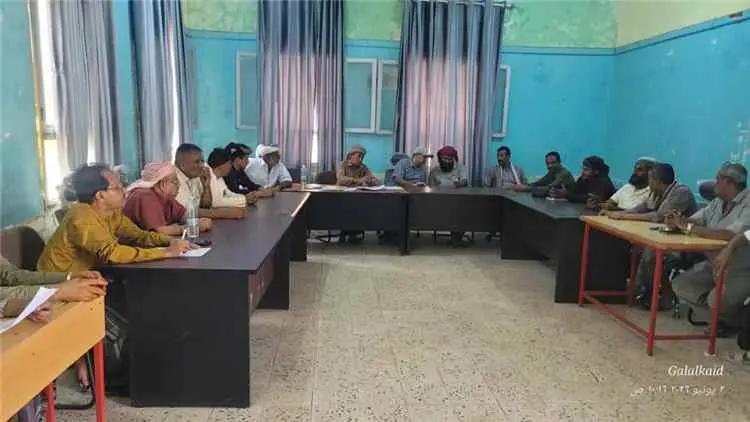 المكتب التنفيذي بالمسيمير يدين الحملات الإعلامية المضللة ضد أمن المديرية ويؤكد دعمه للأجهزة الأمنية