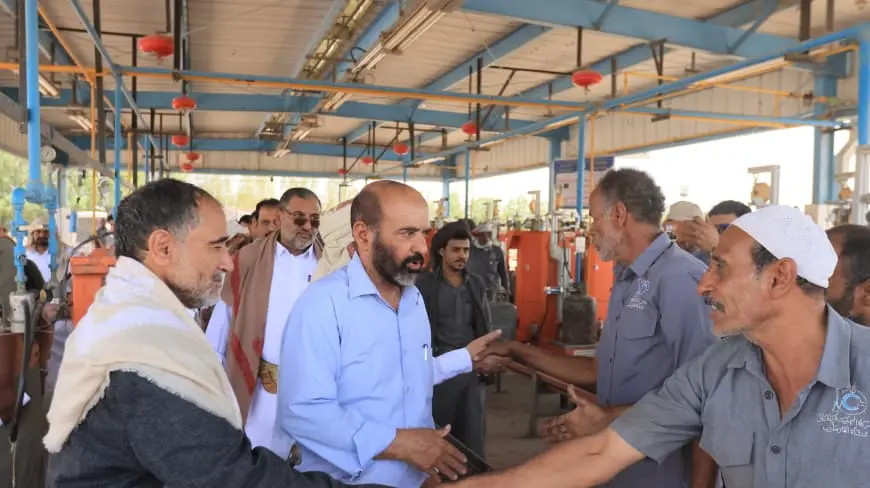 وكيلا مأرب الباكري والمعوضي يتفقدان مستوى الانضباط الوظيفي في المرافق الحكومية