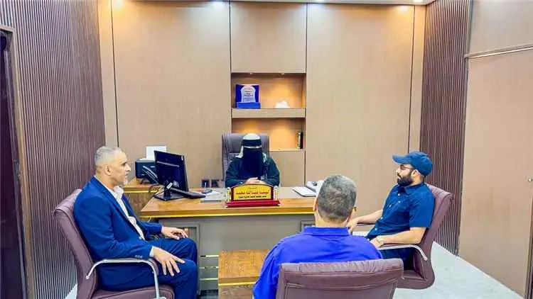 مبجر وبن جرادي يطلعان على مستوى الانضباط الوظيفي ب...