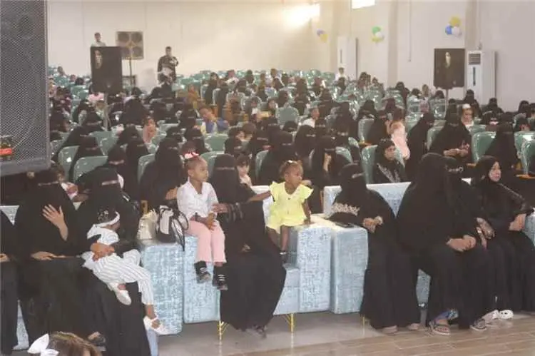 لحج.. ​قاعة الثقافة بالحوطة تحتضن احتفالاً نسوياً...