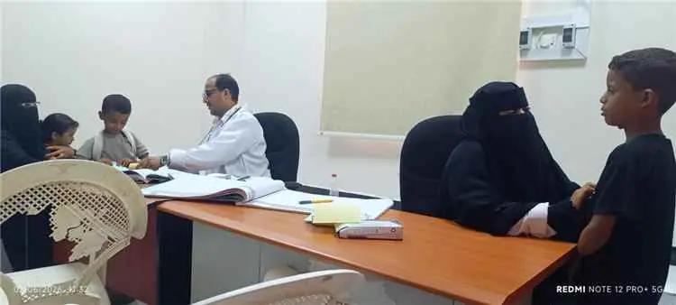 الكادر الطبي بمركز باتيس الصحي يباشرون الدوام الرس...