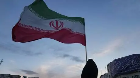 الحرس الثوري الإيراني يعلن استهداف مقر الأسطول الخ...