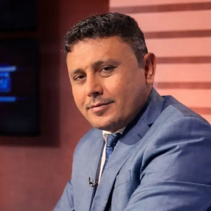 اليافعي عن محافظ حضرموت: يكفيه من العار تفكيك النخبة