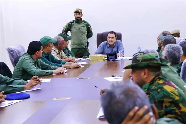 مدير أمن عدن يعقد اجتماعاً موسعاً بقيادات الشرطة و...