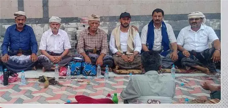 وفد مديرية مكيراس برئاسة المدير العام يؤدي واجب ال...