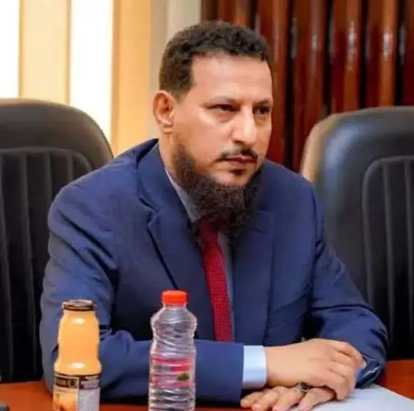 محافظ عدن يفاجئ الجميع بتسمية أهم طريق في العاصمة...