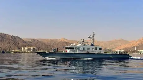انفجار في ميناء الفحل بسلطنة عمان يوقف تحميل النفط...