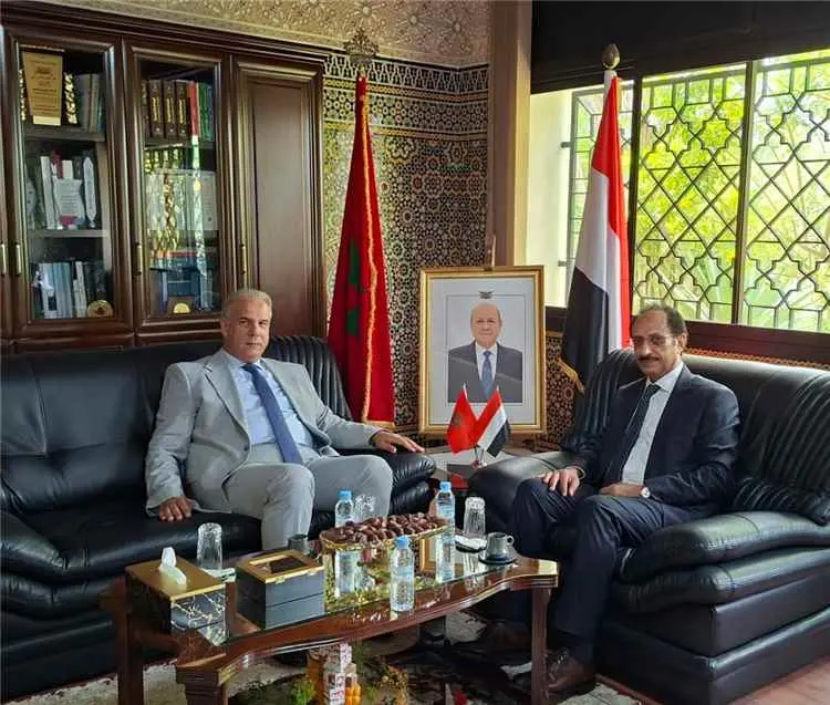 السفير الأصبحي يستقبل مدير وكالة بيت مال القدس الش...