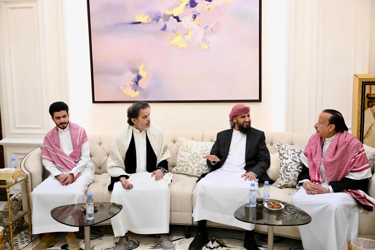 المحرّمي يقدّم واجب العزاء لأسرة الرئيس السابق عبد...