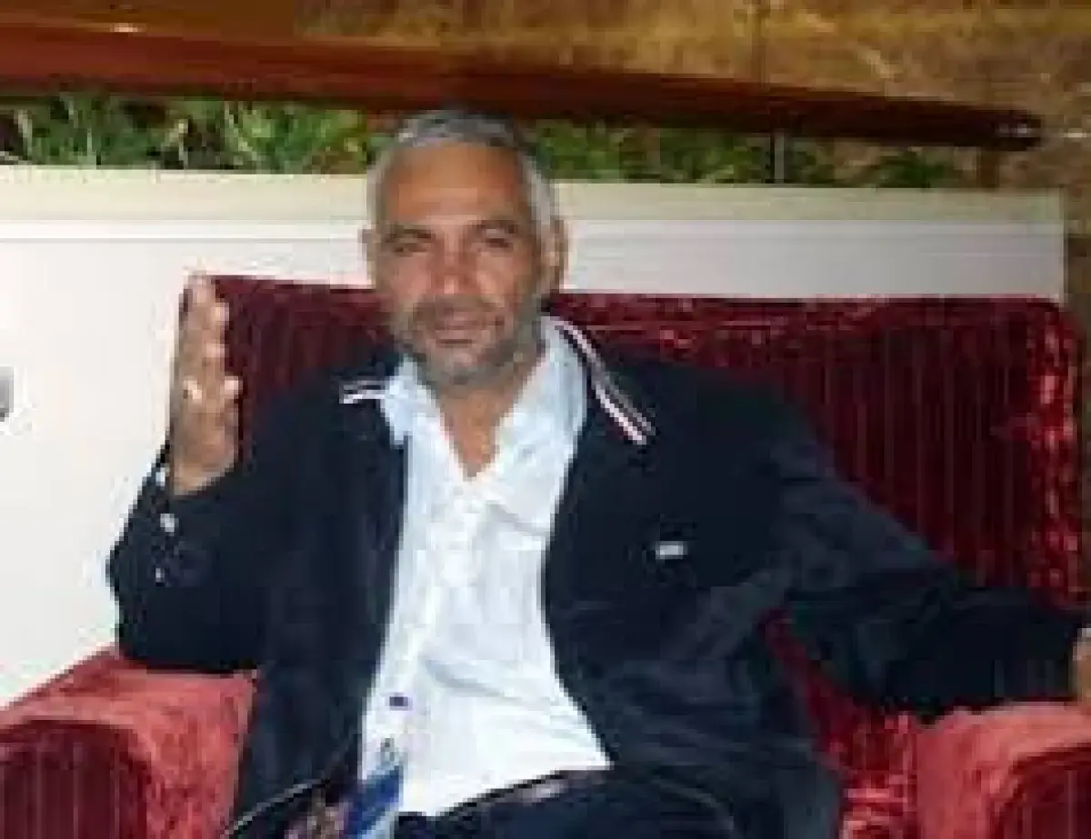 اسرار | بالتفاصيل- تحذير ناري من صنعاء.. المقالح يهاجم غطرسة الحوثيين: "أقصر الطغاة عمراً" ولا تستفزوا الشعب أكثر من اللازم!