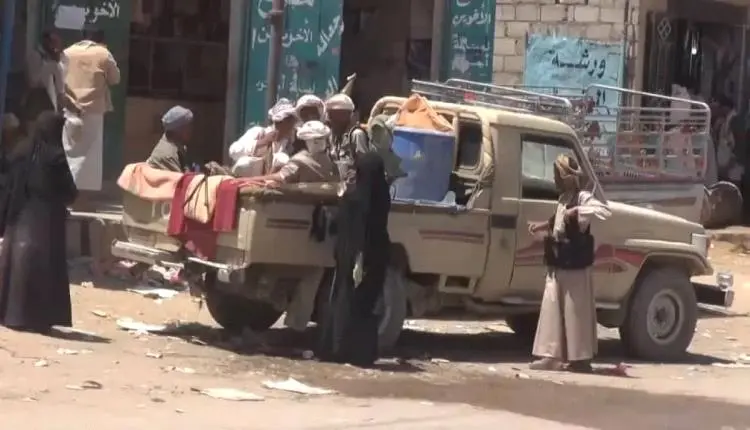 الحوثيون يواصلون النهب باسم "يوم الولاية" رغم انتهاء المناسبة