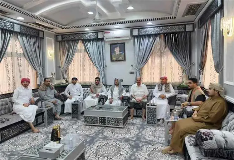 وكيل وزارة الداخلية لقطاع الخدمات المدنية يستقبل و...
