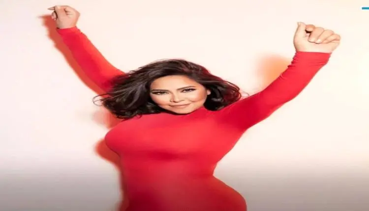 شيرين عبد الوهاب تثير الجدل بغيابها عن حفل تخرج اب...