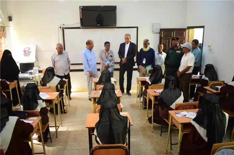 تدشين اختبارات الثانوية العامة لـ5562 طالباً وطالب...
