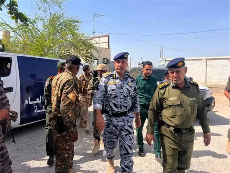 العميد الجابري يتفقد أمن غيل باوزير ويؤكد استقرار...