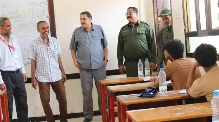 مدير عام أمن عدن يؤكد استمرار الجهود الأمنية لتأمي...