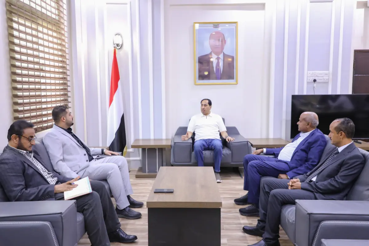 البكري يبحث مع شركة بحار الشرق إمكانية عرض مباريات...