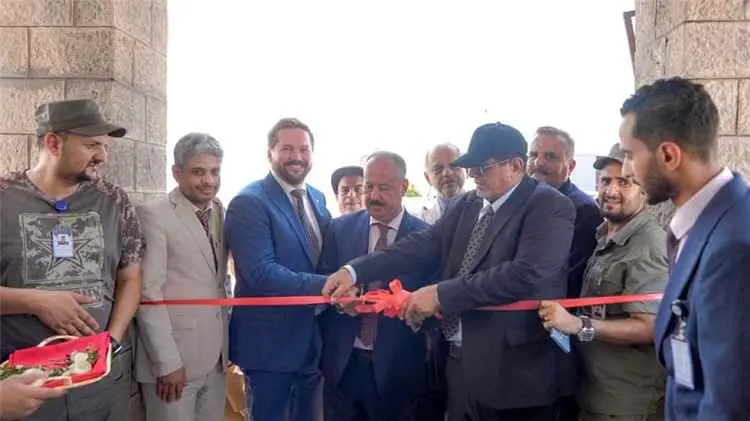 وزير النقل يفتتح المركز الوطني لتدريب أمن الطيران...