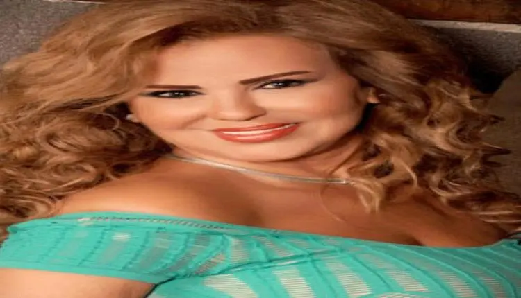 «أحلى فرحة يا عمري».. سلمى المصري تحتفل بخطوبة ابن...