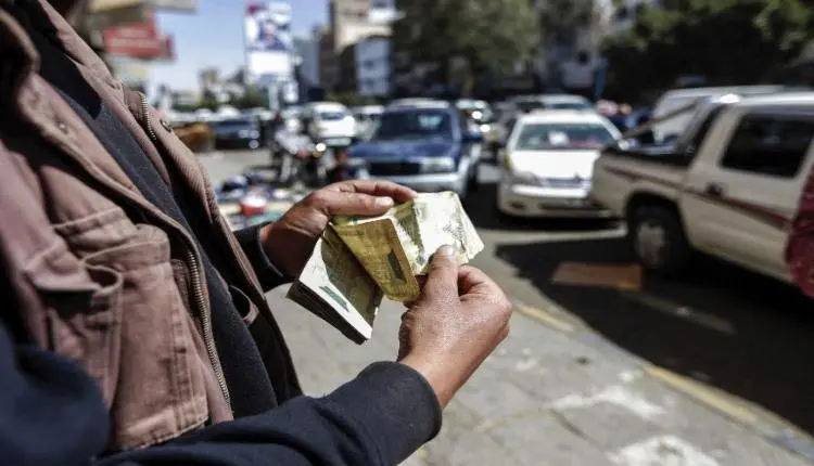 اقتصاد أعمى يقود اليمن.. صالح: فجوة مخيفة بين واقع...