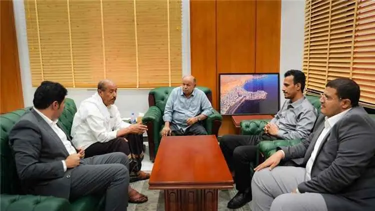 تحركات لمواجهة أزمة الكهرباء.. الخنبشي يبحث مع قيا...