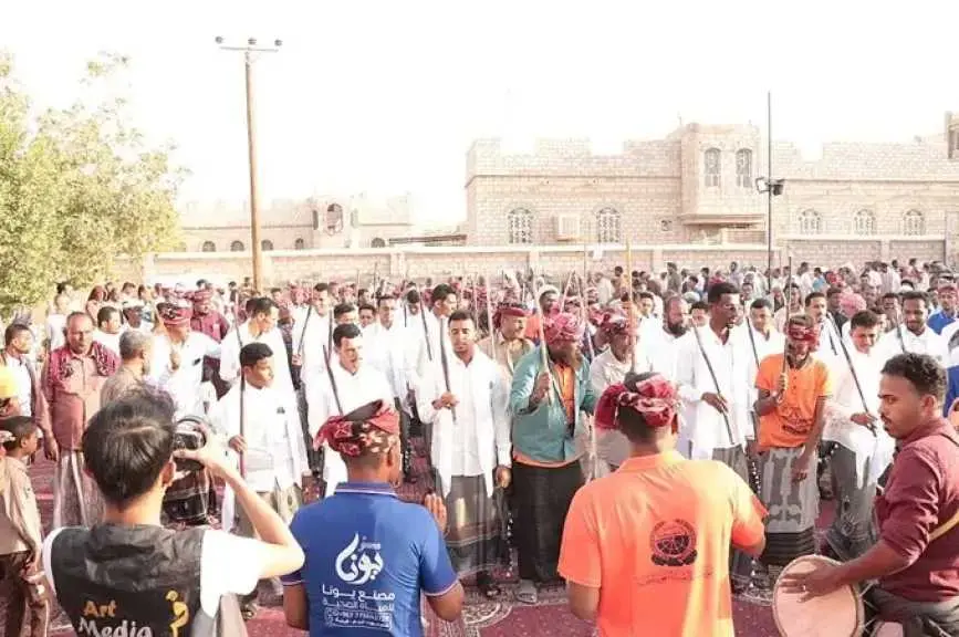 تريم تحتفي بزفاف 56 عريساً وعروسة ضمن فعاليات مهرجان الوصال الخامس بحضرموت