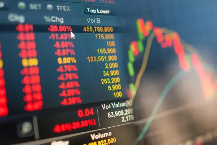 الأسهم الصينية تتحول إلى الارتفاع بعد ملامسة أدنى...