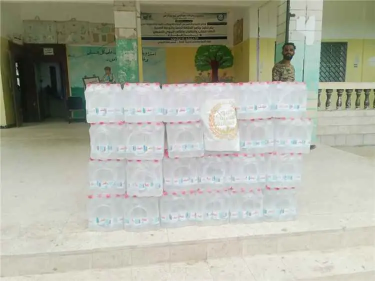 مؤسسة طموح تنفذ مشروع سقاية طلاب الثانوية العامة ف...