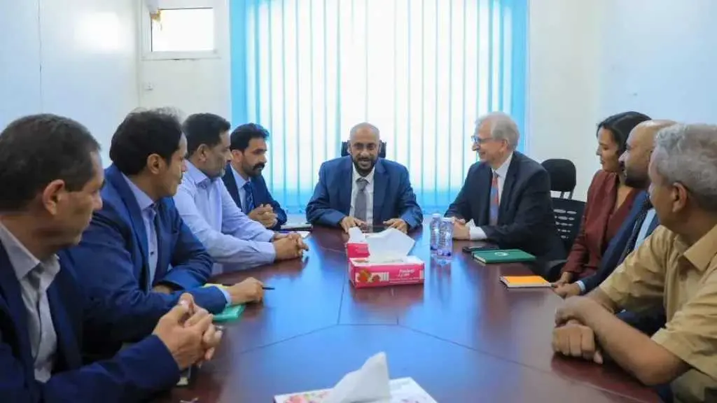 صافر تبحث مع السفير الألماني تعزيز التعاون في الطا...