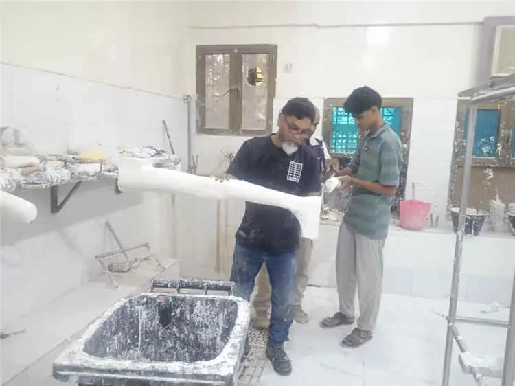 مدير الأطراف الصناعية بعدن يكشف عن قيام المركز بإج...
