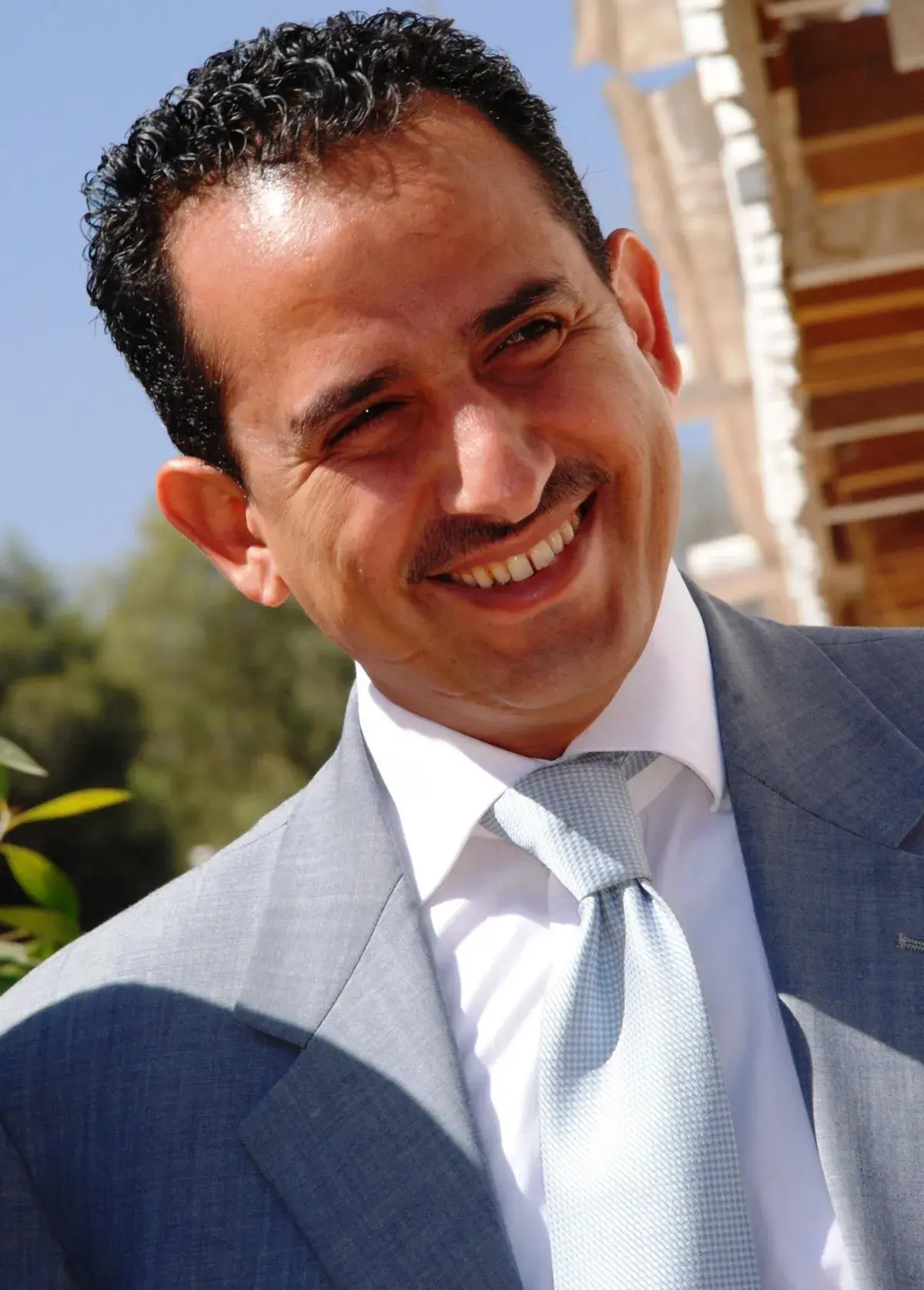 ظلم وخذلان ونكران !