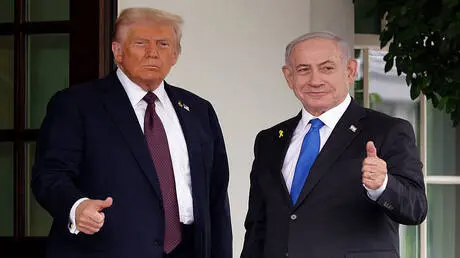 ترامب يشكك بمستقبل نتنياهو السياسي