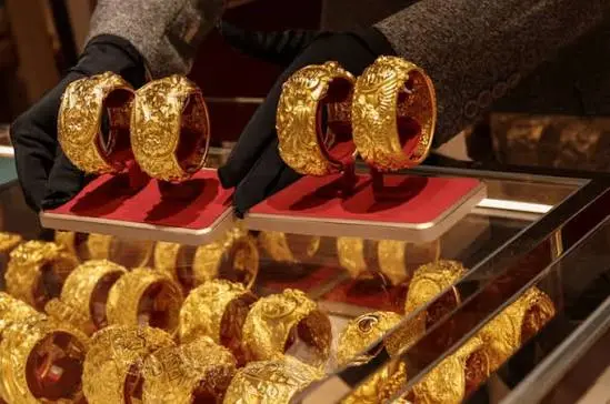 تراجع كبير في أسعار الذهب.. تعرف على آخر الأسعار ا...