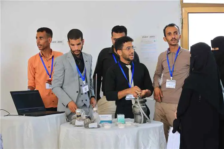 البروفيسور الشعيبي يشيد بالمشاريع والابتكارات الطل...
